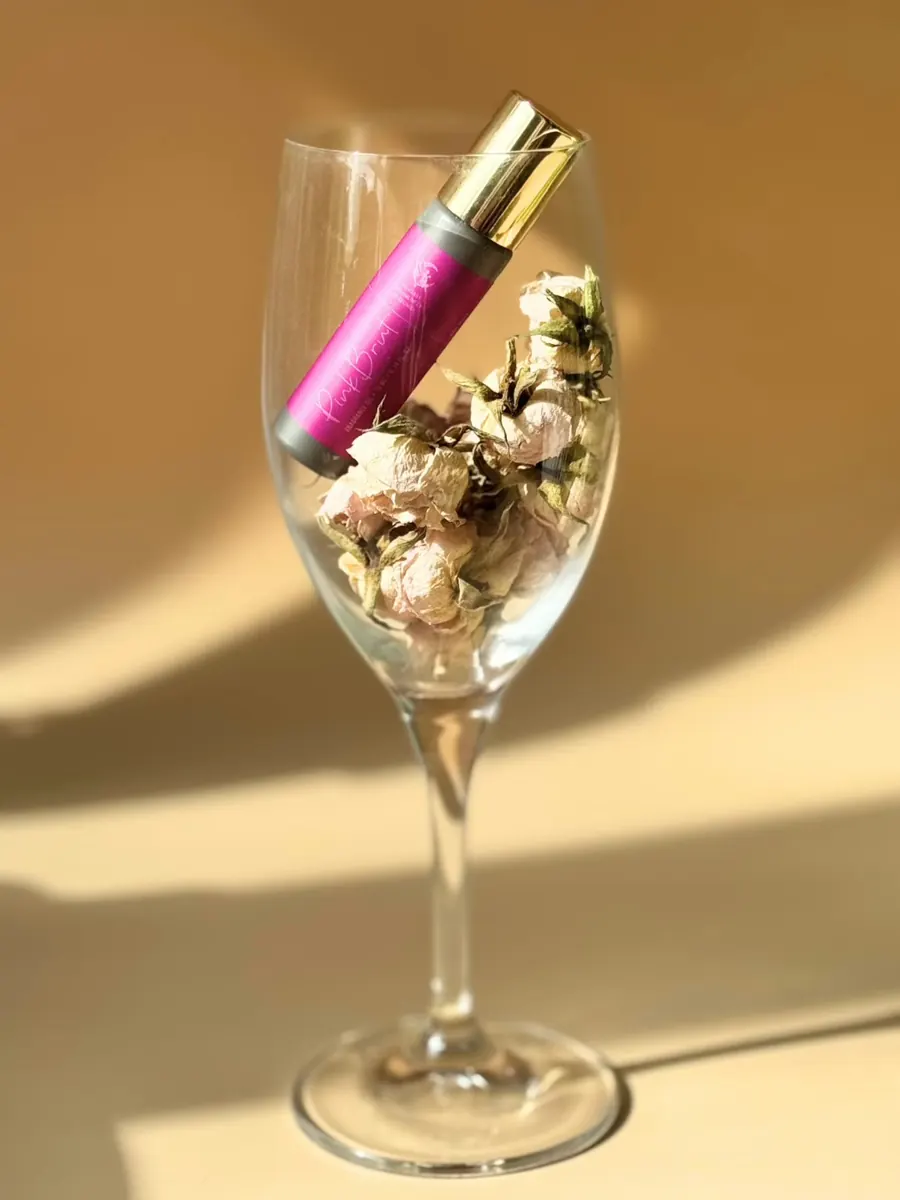 Pink Brut roll-on | Fantasy Community Perfumes